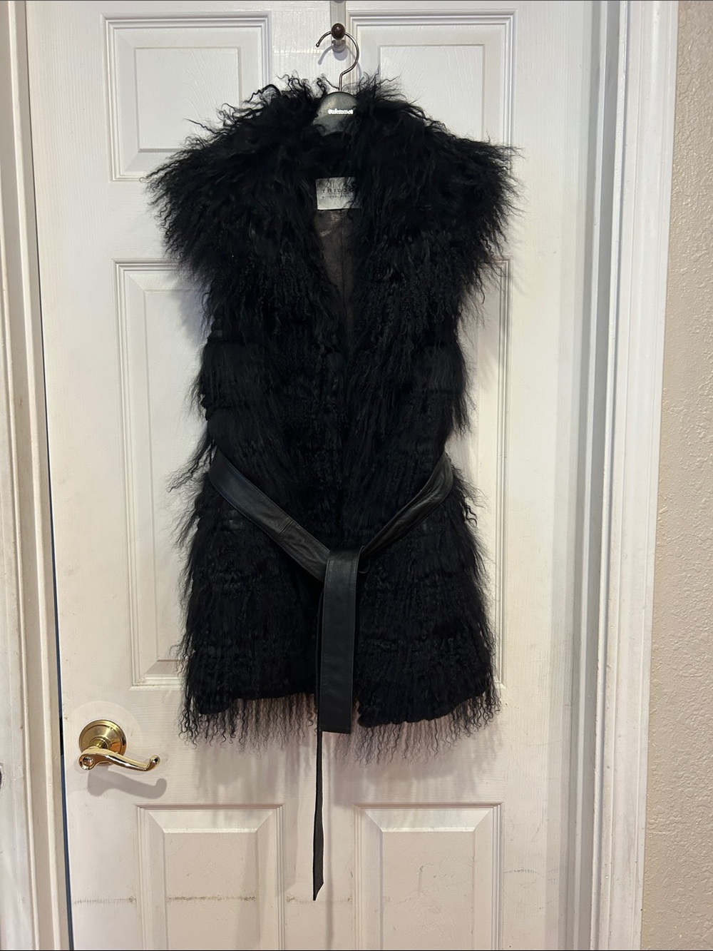 Black Sleeveless Fur Belted Vest